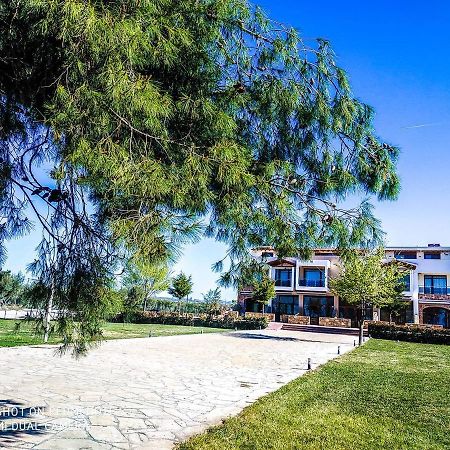 Elia Apartments - Nea Triglia Beach Nea Plagia Exterior foto